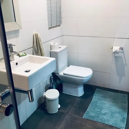 Apartment Modern Haven In Ta'xbiex *