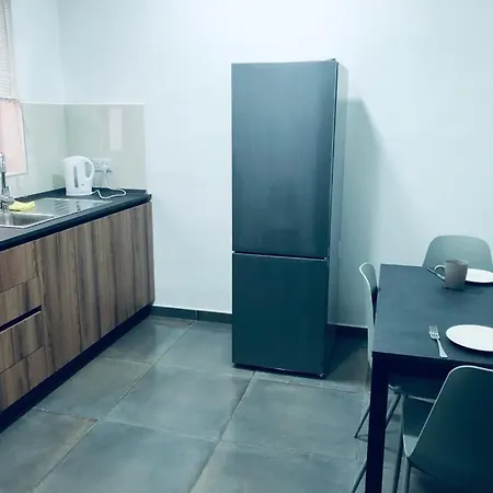 Modern Haven In Ta'xbiex Apartment *